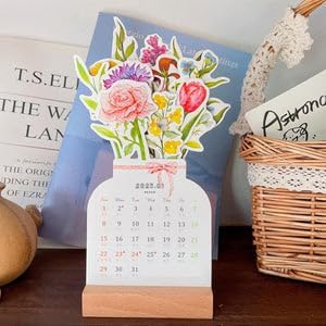 2024 Bloomy Flowers Desk Calendar - Oneonlycustom