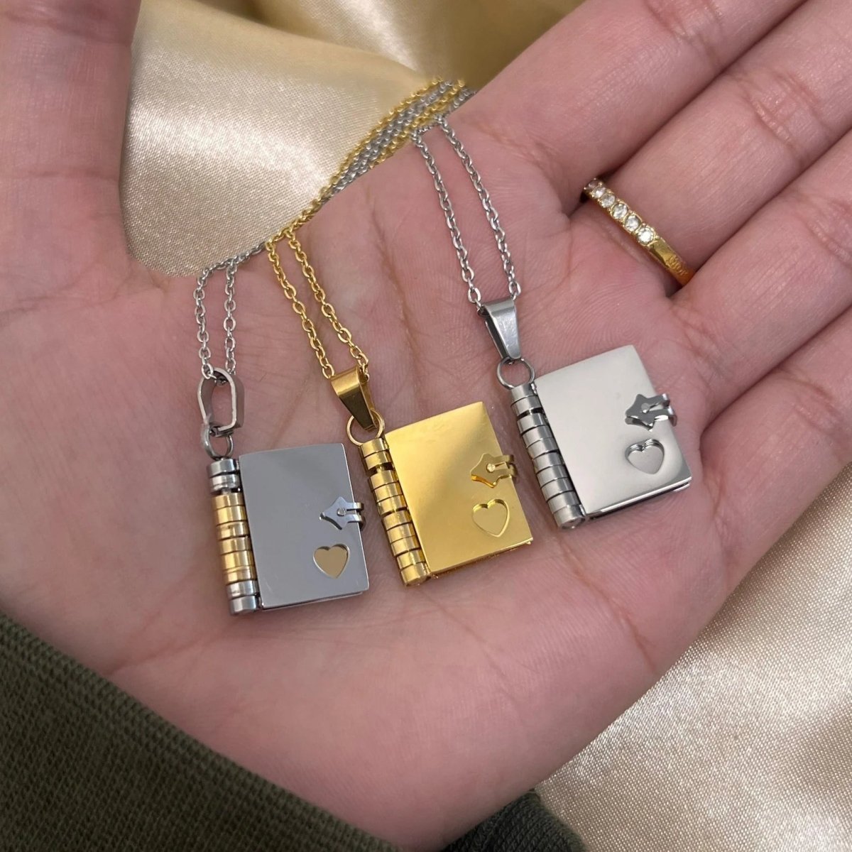 Personalized Book Necklace - Oneonlycustom