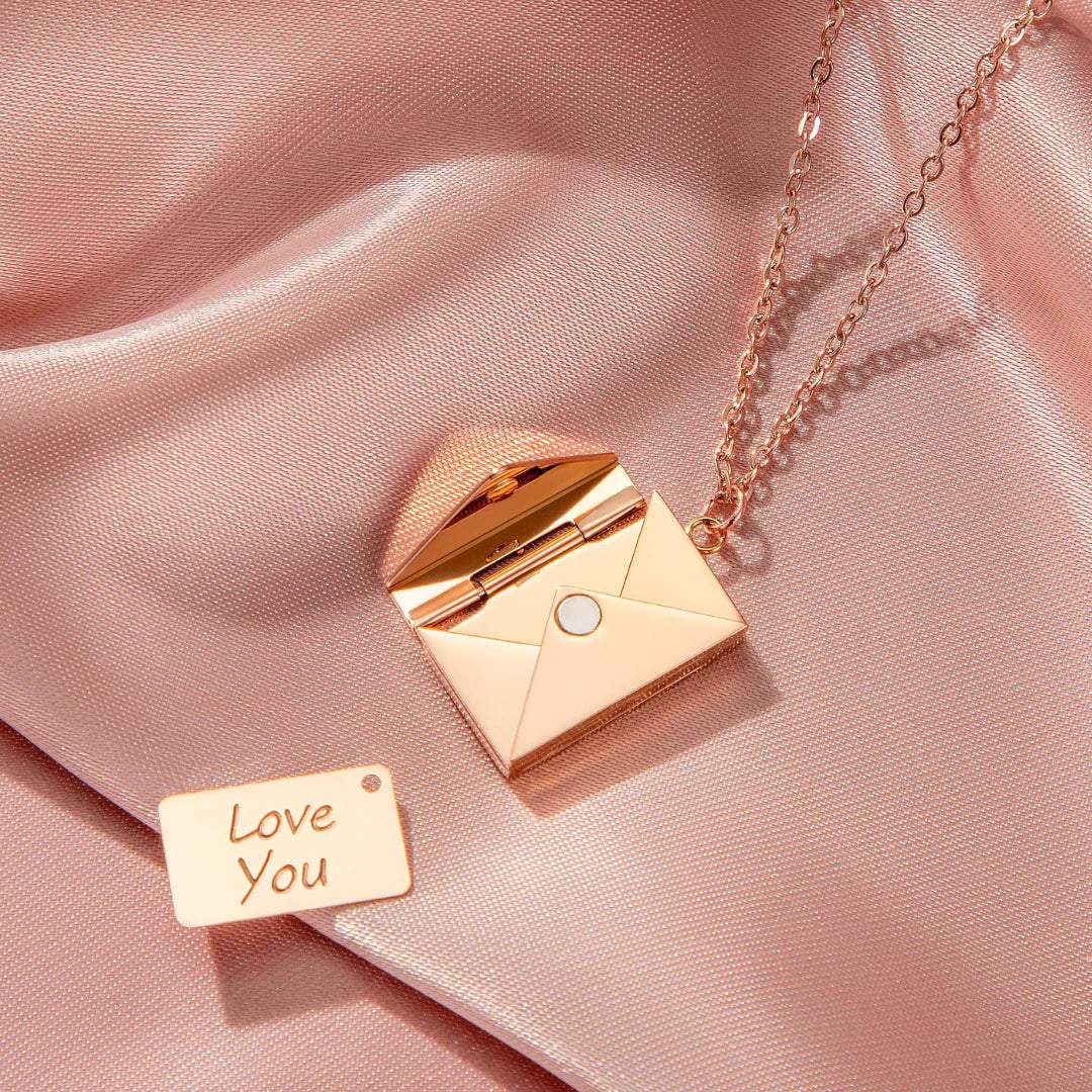 PERSONALIZED LOVE LETTER NECKLACE/KAYCHAIN - Oneonlycustom